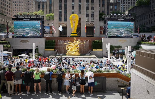 Fans gather in New York for live broadcast of World Cup final Soccer fans gather at Rockefeller Plaza to watch the FIFA World Cup, WM, Weltmeisterschaft, Fussball 2026 final match between Spain and Argentina in New York, New York, USA, 19 July 2026. NEW YORK NEW YORK UNITED STATES  Copyright: xKENAxBETANCURx