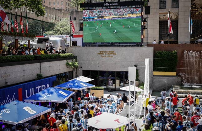 Fans gather in New York for live broadcast of World Cup final Soccer fans gather at Rockefeller Plaza to watch the FIFA World Cup, WM, Weltmeisterschaft, Fussball 2026 final match between Spain and Argentina in New York, New York, USA, 19 July 2026. NEW YORK NEW YORK UNITED STATES  Copyright: xKENAxBETANCURx