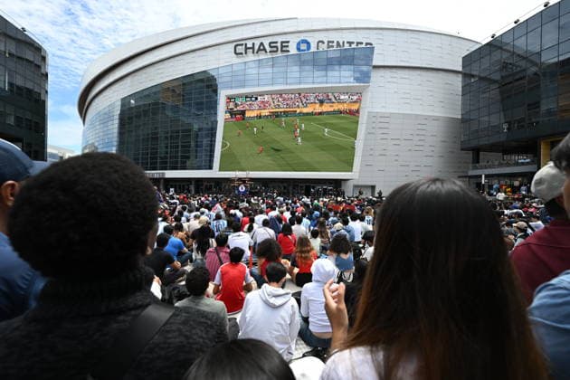 Watch party in San Francisco for Spain vs Argentina - FIFA World Cup, WM, Weltmeisterschaft, Fussball Final 2026 SAN FRANCISCO, CALIFORNIA - JULY 19: Fans of Spain and Argentina gather outside of Chase Center at Thrive City in San Francisco, California, United States on July 19, 2026 to watch the 2026 FIFA World Cup Final match between Spain vs Argentina which held at MetLife Stadium in New Jersey, USA. Tayfun Coskun Anadolu California United States. Editorial use only. Please get in touch for any other usage.  Copyright: x2026xAnadoluxTayfunxCoskunx