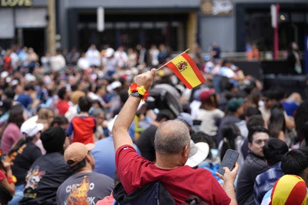 Watch party in San Francisco for Spain vs Argentina - FIFA World Cup, WM, Weltmeisterschaft, Fussball Final 2026 SAN FRANCISCO, CALIFORNIA - JULY 19: Fans of Spain and Argentina gather outside of Chase Center at Thrive City in San Francisco, California, United States on July 19, 2026 to watch the 2026 FIFA World Cup Final match between Spain vs Argentina which held at MetLife Stadium in New Jersey, USA. Tayfun Coskun Anadolu California United States. Editorial use only. Please get in touch for any other usage.  Copyright: x2026xAnadoluxTayfunxCoskunx