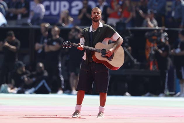 FIFA World Cup, WM, Weltmeisterschaft, Fussball 2026 final - Spain vs Argentina Canadian musician Justin Bieber performs during the FIFA World Cup 2026 final match Spain against Argentina, in New Jersey, USA, 19 July 2026. EAST RUTHERFORD United States  Copyright: xSHAWNxTHEWx