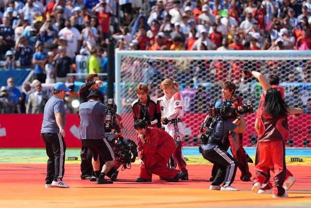 BTS during the Half Time show Spain v Argentina, 2026 FIFA World Cup, WM, Weltmeisterschaft, Fussball Final, Football, New York New Jersey Stadium, East Rutherford, New Jersey, USA - 19 Jul 2026East Rutherford New York New Jersey Stadium New Jersey (NJ) United States of America  Copyright: xIsmaelxAdnan Shutterstockx 16998023cg