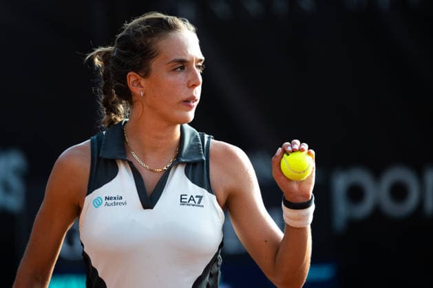 IPA86819078 - Lucia Bronzetti of Italy faces off against Francesca Jones of Great Britain in the singles final at the 2026 ATV BANCOMAT Tennis Open at the Circolo Antico Tiro a Volo in Rome, Italy  Copyright: xMarioxQuartapelle IPAxSportx xx 86819078