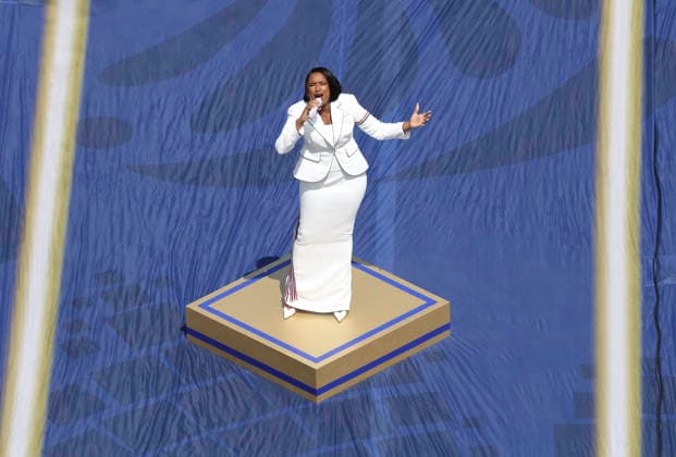 (260720) -- NEW JERSEY, July 20, 2026 -- Jennifer Hudson performs before the final match between Spain and Argentina at the 2026 FIFA World Cup, WM, Weltmeisterschaft, Fussball at the New York New Jersey Stadium, the United States, July 19, 2026. ) (SP)U.S.-NEW JERSEY-FOOTBALL-FIFA WORLD CUP-FINAL-ESP VS ARG XuxZijian 