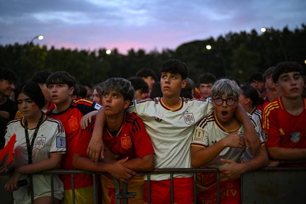 Thousands gather in Mataro to watch FIFA World Cup, WM, Weltmeisterschaft, Fussball Final MATARO, SPAIN - JULY 19: Thousands of people gather at Parc Central, to watch the 2026 FIFA World Cup final between Spain and Argentina on a giant screen, in Mataro, Spain, on July 19, 2026. The giant screen was installed by the city council following the large turnout for Spain s semifinal victory over France. Stringer Anadolu New Jersey United States. Editorial use only. Please get in touch for any other usage.  Copyright: x2026xAnadoluxStringerx
