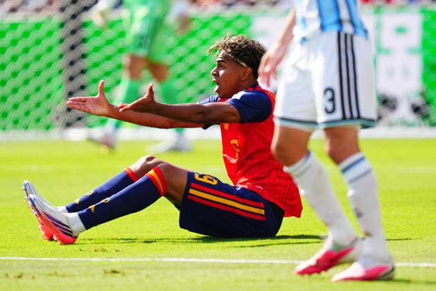 Spain v Argentina - FIFA World Cup, WM, Weltmeisterschaft, Fussball 2026 - Final EAST RUTHERFORD, NEW JERSEY - JULY 19: Lamine Yamal (10) of Spain gestures during the FIFA World Cup 2026 Final match between Spain and Argentina at New York New Jersey Stadium in East Rutherford, New Jersey, USA on July 19, 2026. Evrim Aydin Anadolu New Jersey United States. Editorial use only. Please get in touch for any other usage.  Copyright: x2026xAnadoluxEvrimxAydinx
