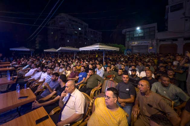 Fans watch the 2026 World Cup final between Spain and Argentina from a neighborhood in Gaza, 19 July 2026. EFE Ahmad Awad World Cup 2026 final. Spain vs Argentina !ACHTUNG: NUR REDAKTIONELLE NUTZUNG!  Copyright: xAHMADxAWADx GRAF9314 20260719-55020939998_1