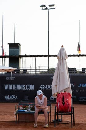 TENNIS - International Tennis Tournament - ATV Bancomat Tennis Open Photo by IPA ABACAPRESS.COM86819721 - Winner Francesca Jones of Great Britain waits for the award ceremony following the 2026 ATV BANCOMAT Tennis Open singles final at Circolo Antico Tiro a Volo in Rome, Italy. Rome Italy  Copyright: xIPAxSport ABACAx