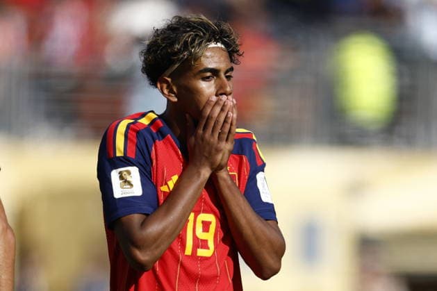 FIFA World Cup, WM, Weltmeisterschaft, Fussball 2026 final - Spain vs Argentina Lamine Yamal of Spain reacts after a free kick during the FIFA World Cup 2026 final match Spain against Argentina, in East Rutherford, New Jersey, USA, 19 July 2026. EAST RUTHERFORD United States  Copyright: xWILLxOLIVERx