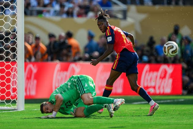 260719 goalkeeper Emiliano Martinez of Argentina and Nico Williams of Spain during the FIFA World Cup, WM, Weltmeisterschaft, Fussball 2026 final football match between Spain and Argentina on July 19, 2026 in East Rutherford, New Jersey. Photo: Joel Marklund BILDBYRAN kod JM JM0829 bbeng fotboll football soccer fotball vm fotbolls-vm fotball-vm fotbolls-vm 2026 fifa world cup 2026 final *** July 19, 2026: Goalkeeper Emiliano Martinez of Argentina and Nico Williams of Spain during the 2026 FIFA World Cup final soccer match between Spain and Argentina on July 19, 2026 in East Rutherford, New Jersey. Photo by Joel Marklund. BILDBYRAN code JM JM0829 bbeng soccer football soccer World Cup soccer World Cup 2026 FIFA World Cup 2026 final  Copyright: JOELxMARKLUND BB260719JM082