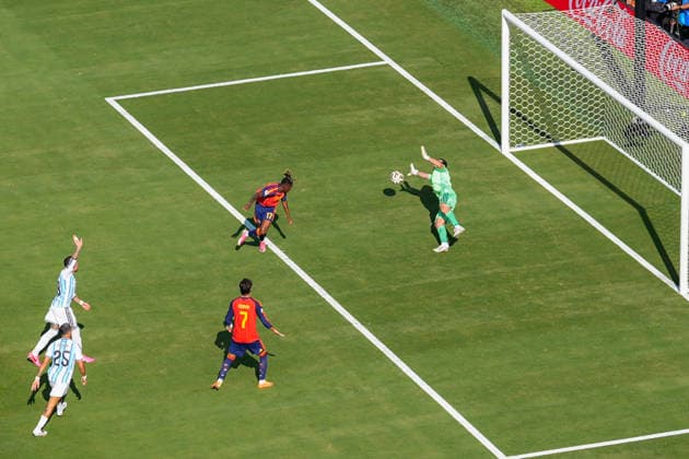 Nico Williams (Spain, 17) mit einer Torchance FIFA World Cup, WM, Weltmeisterschaft, Fussball 2026 Final: Spanien v Argentinien 19 July 2026, FIFA World Cup 2026 Finale: Spanien v Argentinien (Final) at New York New Jersey Stadium in East Rutherford, New Jersey, USA. Photo: Marco Bader *** Nico Williams of Spain, 17, with a scoring opportunity in the 2026 FIFA World Cup Final between Spain and Argentina on July 19, 2026, at New York New Jersey Stadium in East Rutherford, New Jersey, USA. Photo by Marco Bader Copyright: HMBxMedia xMarcoxBader