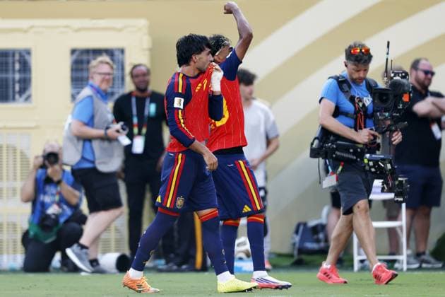 EAST RUTHERFORD, NEW JERSEY - (LR) Ferran Torres of Spain and Lamine Yamal of Spain celebrate the 1-0 during the 2026 FIFA World Cup, WM, Weltmeisterschaft, Fussball final between Spain and Argentina at the New York New Jersey Stadium on July 19, 2026, in East Rutherford, New Jersey, United States. MAURICE VAN STEEN ANP World Cup Soccer 2026 xVIxANPxSportx xMauricexvanxSteenxIVx 563873041 originalFilename: 563873041.jpg