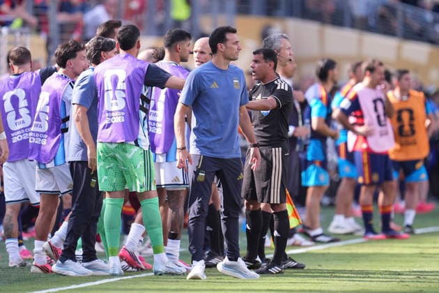 July 19, 2026, East Rutherford, New Jersey, United States: Lionel Scaloni, head coach of Argentina, reacts during the FIFA World Cup, WM, Weltmeisterschaft, Fussball 2026 Final match between Spain and Argentina at New York New Jersey Stadium on July 19, 2026 in East Rutherford, United States. East Rutherford United States - ZUMAa181 20260719_zaa_a181_083 Copyright: xJosexBretonx