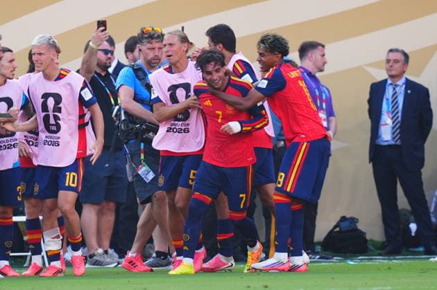 Spain v Argentina - FIFA World Cup, WM, Weltmeisterschaft, Fussball 2026 - Final EAST RUTHERFORD, NEW JERSEY - JULY 19: Ferran Torres (7) of Spain celebrates with teammates after scoring his team s first goal during the FIFA World Cup 2026 Final match between Spain and Argentina at New York New Jersey Stadium in East Rutherford, New Jersey, USA on July 19, 2026. Evrim Aydin Anadolu New Jersey United States. Editorial use only. Please get in touch for any other usage.  Copyright: x2026xAnadoluxEvrimxAydinx