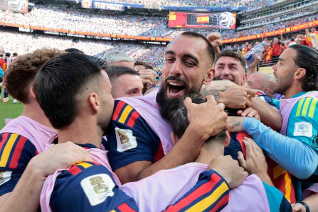 Players of Spain celebrate a goal by Ferran Torres during the FIFA World Cup, WM, Weltmeisterschaft, Fussball 2026 final match between Spain and Argentina at MetLife stadium in East Rutherford, NJ, USA, 19 July 2026. FIFA World Cup 2026 - Spain vs. Argentina !ACHTUNG: NUR REDAKTIONELLE NUTZUNG!  Copyright: xLAVANDEIRAxJRx GR7105 20260719-55020940381_1