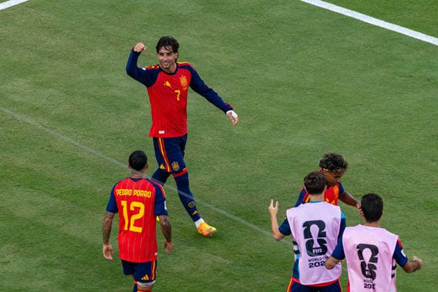 Football - FIFA World Cup, WM, Weltmeisterschaft, Fussball 2026 - Final - Spain v Argentina NEW JERSEY, USA - Sunday, July 19, 2026: Spain s Ferran Torres celebrates after scoring the first goal during the FIFA World Cup Final 2026 between Spain and Argentina at the Met Life Stadium. (Photo by David Rawcliffe Propaganda) EAST RUTHERFORD Met Life Stadium NEW JERSEY UNITED STATES OF AMERICA  Copyright: xDavidxRawcliffex P2026-07-19-Spain_Argentina-140