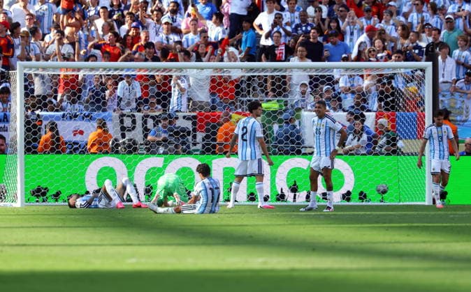 FIFA World Cup, WM, Weltmeisterschaft, Fussball 2026 final - Spain vs Argentina Players of Argentina react after the 0-1 during the FIFA World Cup 2026 final match Spain against Argentina, in New Jersey, USA, 19 July 2026. EAST RUTHERFORD United States  Copyright: xCHRISTOPHERxNEUNDORFx