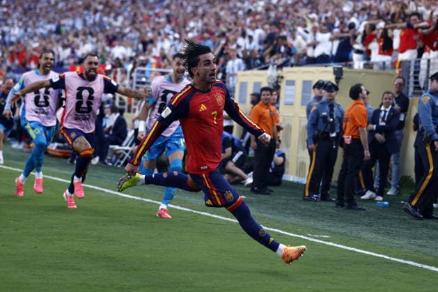 FIFA World Cup, WM, Weltmeisterschaft, Fussball 2026 final - Spain vs Argentina epaselect Ferran Torres of Spain celebrates scoring the 1-0 goal during the FIFA World Cup 2026 final match Spain against Argentina, in East Rutherford, New Jersey, USA, 19 July 2026. EAST RUTHERFORD United States  Copyright: xWILLxOLIVERx