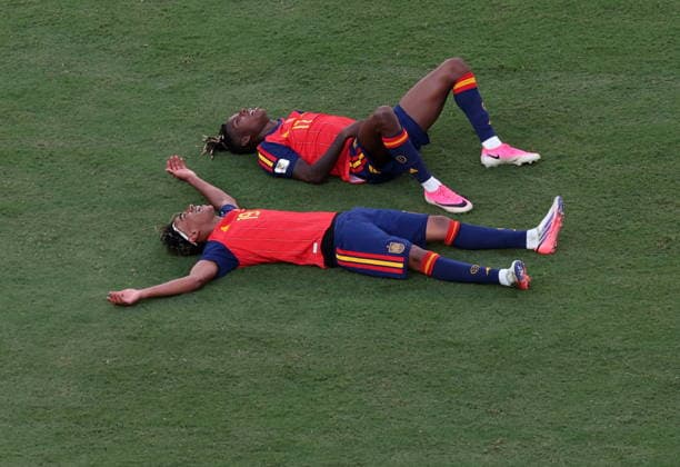 Sport Bilder des Tages FIFA World Cup, WM, Weltmeisterschaft, Fussball 2026 final - Spain vs Argentina Nico Williams (top) and Lamine Yamal of Spain celebrate after winning the FIFA World Cup 2026 final match Spain against Argentina, in New Jersey, USA, 19 July 2026. EAST RUTHERFORD United States  Copyright: xSARAHxYENESELx