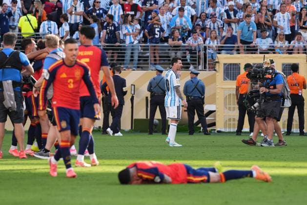 Lionel Messi of Argentina after the full time whistle Spain v Argentina, 2026 FIFA World Cup, WM, Weltmeisterschaft, Fussball Final, Football, New York New Jersey Stadium, East Rutherford, New Jersey, USA - 19 Jul 2026East Rutherford New York New Jersey Stadium New Jersey (NJ) United States of America  Copyright: xIsmaelxAdnan Shutterstockx 16998023fs