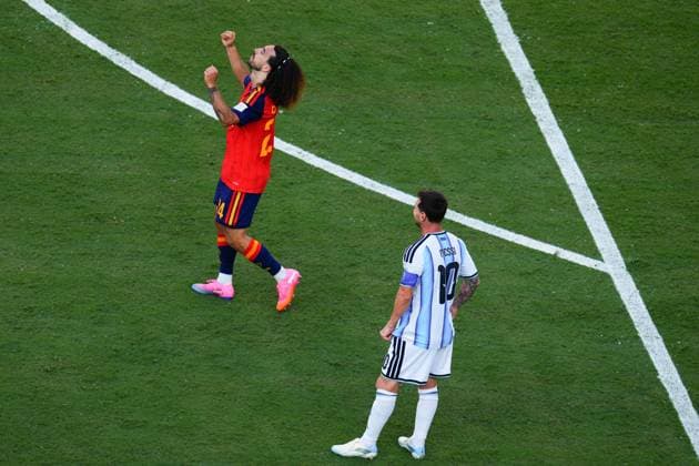 Marc Cucurella of Spain celebrates next to Lionel Messi of Argentina Spain v Argentina, 2026 FIFA World Cup, WM, Weltmeisterschaft, Fussball Final, Football, New York New Jersey Stadium, East Rutherford, New Jersey, USA - 19 Jul 2026East Rutherford New York New Jersey Stadium New Jersey (NJ) United States of America  Copyright: xJavierxGarcia Shutterstockx 16995474ej