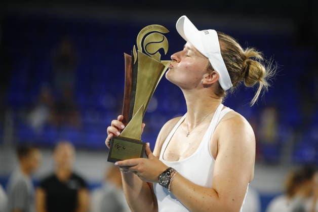 WTA, Tennis Damen 250 Vanda Pharmaceuticals Athens Open Final - Barbora Krejcikova celebrates with the trophy during the finals of the Vanda Pharmaceuticals Athens Open 2026. Maria Sakkari was defeated by Barbora Krejcikova by 2-0 sets, at Stadion sports centre. in Athens, Greece 20 July 2026.. IMAGO ONE INCH PRODUCTIONS ATHENS Greece Copyright: xONExINCHxPRODUCTIONSx 7036406