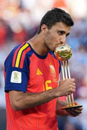 Rodri of Spain with the player of the tournament award Spain v Argentina, 2026 FIFA World Cup, WM, Weltmeisterschaft, Fussball Final, Football, New York New Jersey Stadium, East Rutherford, New Jersey, USA - 19 Jul 2026East Rutherford New York New Jersey Stadium New Jersey (NJ) United States of America  Copyright: xIsmaelxAdnan Shutterstockx 16998023gp