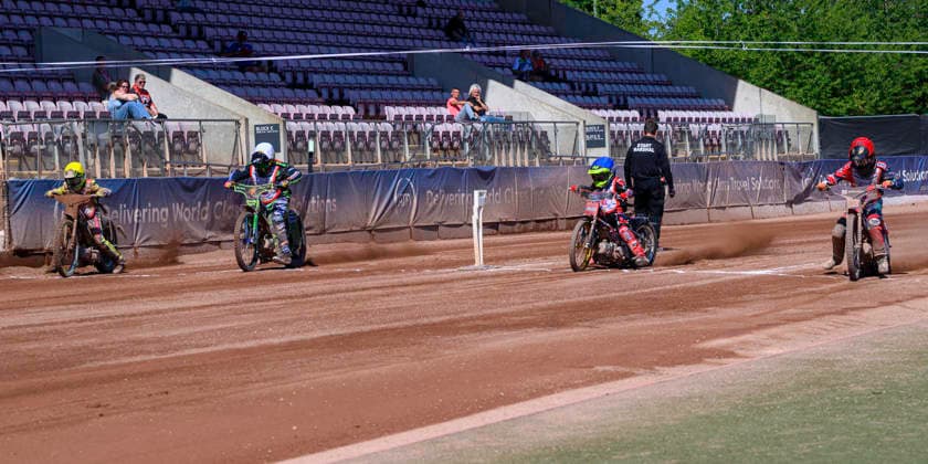 JR Ashworth & Sons Colts Academy - British Youth Championship (125cc) George Climo (83) in yellow, Lewis Hague (322) in white, Oscar Berwick (68) in blue and Fraser Buckle (555) in red during the British Youth Championship (125cc) at the National Speedway Stadium in Manchester, United Kingdom. Manchester United Kingdom  Copyright: xMIxNewsx originalFilename:fletcher-jrashwor260719_npUW4.jpg