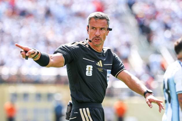 July 19, 2026, East Rutherford, Nj, United States: Referee Slavko Vincic during the 2026 FIFA World Cup, WM, Weltmeisterschaft, Fussball final between Spain and Argentina at New York New Jersey Stadium, in East Rutherford, United States, on Sunday, July 19, 2026.(Foto: Brazil Photo Press Brazil Photo Press) INTERNATIONAL FIFA World Cup 2026 - Final - Spain V Argentina  - ZUMAv122 20260719_aap_v122_146 Copyright: xWilliamxVolcovx