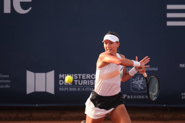 IPA86837351 - Palermo, Italy, July 2026. Country Time Club, Palermo Ladies Open 2026, a women s professional tennis tournament on the WTA, Tennis Damen 125 circuit. Pictured: Raluka Serban vs. Amarissa Toth  Copyright: xFedericoxSerra IPAxSportx xx 86837351