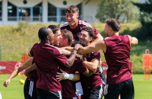 20.07.2026 - Fussball - 2. Fussball-Bundesliga - Saison 2026 2027 - 1. FC Nürnberg FCN Club - Trainingslager Sommer Sommertrainingslager Gais - Bruneck - Südtirol - Zink DaMa - xdaxmax - Jubel Freude der Mannschaft Team des FCN bei Geschicklichkeitsspiel *** July 20, 2026 Soccer 2 German Bundesliga 2026–2027 Season 1. FC Nürnberg (FCN) Club Summer Training Camp Summer Training Camp in Gais, Brunico, South Tyrol Zink DaMa xdaxmax Jubilation and Joy of the FCN Team During a Matchgame of chance