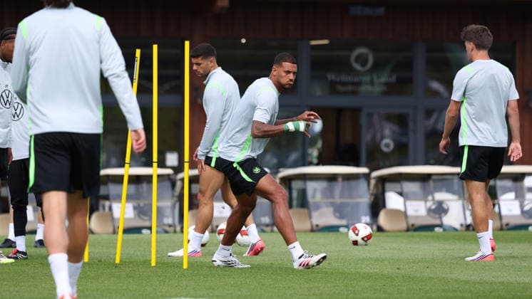 VfL Trainingslager, Weimarer Land Blankenhain, 20.07.2026, Fußball, Herren, Saison 2026 2027, 2. BL, VfL Wolfsburg, Sommer-Trainingslager: Tag 2., Vinicius Vini Souza (VfL Wolfsburg) Weimarer Land Niedersachsen Deutschland *** VfL Training Camp, Weimarer Land Blankenhain, July 20, 2026, Soccer, Men s, 2026–2027 Season, 2. Bundesliga, VfL Wolfsburg, Summer Training Camp Day 2, Vinicius Vini Souza, VfL Wolfsburg, Weimarer Land, Lower Saxony, Germany