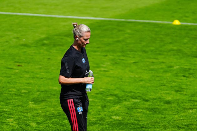 Kathleen Krüger (Hamburger SV, Vorstand AUT, Training Hamburger SV, Fussball, 1. Bundesliga, Saison 2026 2027, 20.07.2026 AUT, Training Hamburger SV, Fussball, 1. Bundesliga, Saison 2026 2027, 20.07.2026 Oberlängenfeld *** Kathleen Krüger, Hamburger SV, Director of Sports (AUT), Hamburger SV Training, Soccer, Bundesliga 1, 2026–2027 Season, July 20, 2026, Austria, Training at Hamburger SV, Soccer, Bundesliga 1, 2026–2027 Season, July 20, 2026, Oberlängenfeld Copyright: xEibner-Pressefoto MarcelxvonxFehrnx EP_MFN