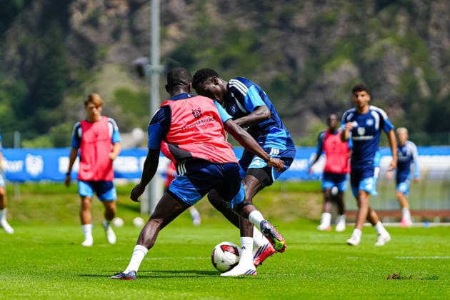 Jean-Luc DompÃ (Hamburger SV, 07), Kelvin Ojo AUT, Training Hamburger SV, Fussball, 1. Bundesliga, Saison 2026 2027, 20.07.2026 AUT, Training Hamburger SV, Fussball, 1. Bundesliga, Saison 2026 2027, 20.07.2026 Oberlängenfeld *** Jean Luc Dompo Hamburger SV, 07, Kelvin Ojo, AUT, Hamburger SV Training, Soccer, Bundesliga 1, 2026–2027 Season, July 20, 2026, Austria, Hamburger SV training, soccer, Bundesliga 1, 2026–2027 season, July 20, 2026, Oberlängenfeld Copyright: xEibner-Pressefoto MarcelxvonxFehrnx EP_MFN
