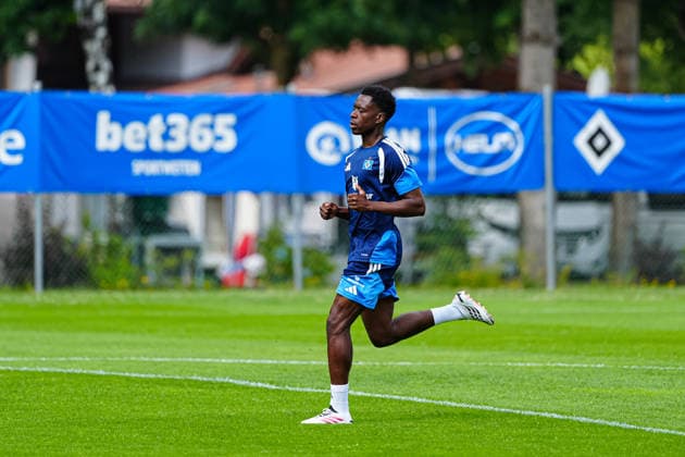 Albert Sambi Lokonga (Hamburger SV, 06) AUT, Training Hamburger SV, Fussball, 1. Bundesliga, Saison 2026 2027, 20.07.2026 AUT, Training Hamburger SV, Fussball, 1. Bundesliga, Saison 2026 2027, 20.07.2026 Oberlängenfeld *** Albert Sambi Lokonga, Hamburger SV, August 6, Training, Hamburger SV, Soccer, Bundesliga 1, 2026–2027 Season, July 20, 2026, Austria, Hamburger SV training, soccer, Bundesliga 1, 2026–2027 season, July 20, 2026, Oberlängenfeld Copyright: xEibner-Pressefoto MarcelxvonxFehrnx EP_MFN