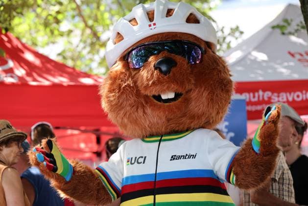 Tour de France 2026 - UCI Cycling Race Pierre Teyssot MAXPPP ; Tour de France 2026 - UCI Cycling Race. Evian, France on July 20, 2026. The mascot of the 2027 UCI Cycling World Championships Haute-Savoie Mont-Blanc (France), which will take place from 24 August to 5 September 2027 is seen the day ahead of the Individual Time Trial of Tour de France. Pierre Teyssot Maxppp Evian Haute-Savoie France  Copyright: xMAXPPPxPierrexTeyssotx TEY65869 TEY65869