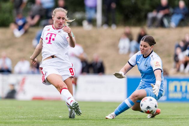 Testspiel: SG 99 Andernach vs. 1. FC Köln, 20.07.2026 ANDERNACH, DEUTSCHLAND - JULI 20: Pauline Bremer (1. FC Köln, 9) schießt das 0:2 während dem Testspiel zwischen SG 99 Andernach vs. 1. FC Köln im Stadion Andernach am 20. Juli 2026 in Andernach, Deutschland. *** Friendly Match: SG 99 Andernach vs. 1 FC Köln, July 20, 2026, ANDERNACH, GERMANY JULY 20 Pauline Bremer of 1 FC Köln scores the 0–2 goal during the friendly match between SG 99 Andernach and 1 FC Köln at Andernach Stadium on July 20, 2026, in Andernach, Germany Copyright: xBEAUTIFULxSPORTS Wunderlx