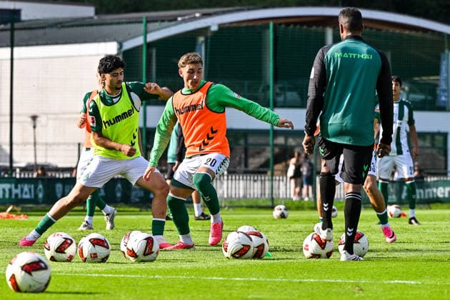 20.07.2026, AUT, Fußball, Herren, 1. Bundesliga, Trainingslager, Saison 2026 2027, Zell am Ziller, SV Werder Bremen Darwin Soylu (Werder Bremen 34), Chuki (Werder Bremen 20) Zell am Ziller Parkstadion Tirol Österreich *** July 20, 2026, Austria, Soccer, Men s, 1. Bundesliga, Training Camp, 2026–2027 Season, Zell am Ziller, SV Werder Bremen, Darwin Soylu, Werder Bremen 34, Chuki, Werder Bremen 20, Zell am Ziller, Parkstadion, Tyrol, Austria Copyright: xNordphotox xHafnerx