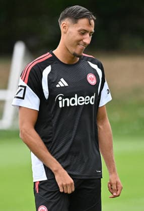 20.07.2026, xjhx, Fussball 1.Bundesliga, Eintracht Frankfurt Training v.l. Younes Ebnoutalib (Eintracht Frankfurt) Frankfurt am Main *** July 20, 2026, xjhx, Soccer, Bundesliga 1, Eintracht Frankfurt Training, Younes Ebnoutalib, Eintracht Frankfurt, Frankfurt am Main
