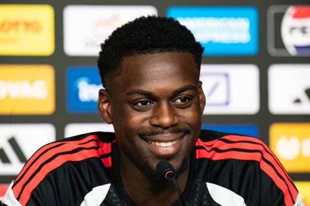 Frankfurt am Main, 20.07.2026 Pressekonferenz mit Neuzugang Noel Aseko v.l., Noel Aseko (Eintracht Frankfurt) (DFL DFB REGULATIONS PROHIBIT ANY USE OF PHOTOGRAPHS as IMAGE SEQUENCES and or QUASI-VIDEO) *** Frankfurt am Main, July 20, 2026 Press conference with new signing Noel Aseko (left), Noel Aseko, Eintracht Frankfurt. DFL and DFB regulations prohibit any use of photographs as image sequences and or quasi-video. Copyright: HMBxMedia JoaquimxFerreira