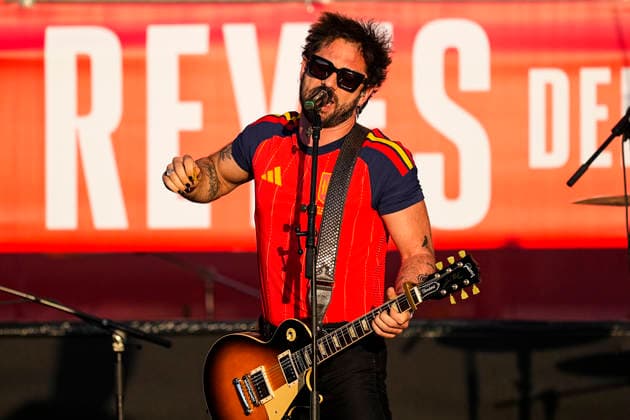 July 20, 2026, Madrid, Madrid, Spain: The group Viva Suecia performs during celebration of Spain as Champions of the FIFA World Cup, WM, Weltmeisterschaft, Fussball 2026 at Cibeles Palace on July 20, 2026 in Madrid, Spain. Madrid Spain - ZUMAa181 20260720_zaa_a181_015 Copyright: xOscarxJ.xBarrosox