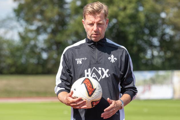 Chef Trainer: Florian Kohfeldt (Darmstadt 98) GER, Darmstadt Trainingslager, Bad Wörishofen, Fussball, 20.07.2026 GER, Darmstadt Trainingslager, Bad Wörishofen, Fussball, 20.07.2026 Foto: EIbner-Pressefoto Seiffert Bad Wörishofen *** Head Coach Florian Kohfeldt, Darmstadt 98 (GER), Darmstadt Training Camp, Bad Wörishofen, Soccer, July 20, 2026 GER, Darmstadt Training Camp, Bad Wörishofen, Soccer, July 20, 2026 Photo: EIbner Press Photo Seiffert Bad Wörishofen Copyright: xEibner-Pressefotox EP_EER