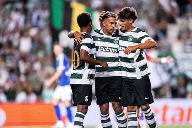 July 20, 2026, Faro, Faro, Portugal: Rodrigo Zalazar of Sporting CP celebrates scoring his sides fourth goal of the match during the Pre-Season Friendly match between Sporting CP and RC Strasbourg Alsace at Estadio do Algarve in Faro on July 20, 2026 Faro Portugal - ZUMAg283 20260720_zsp_g283_065 Copyright: xJoaoxGregoriox