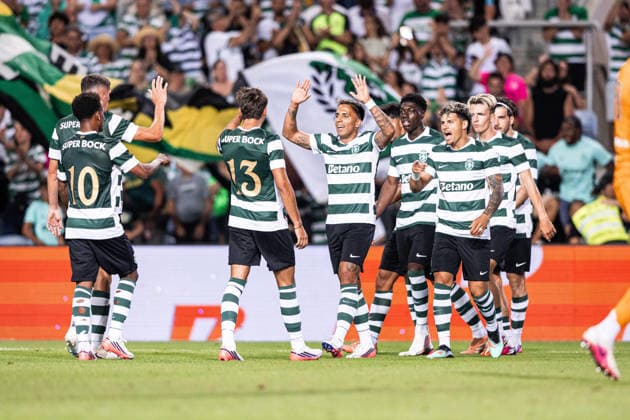 July 20, 2026, Faro, Faro, Portugal: Maxi Araujo of Sporting Clube de Portugal celebrates scoring his sides fifth goal of the match during the Pre-Season Friendly match between Sporting CP and RC Strasbourg Alsace at Estadio do Algarve in Faro on July 20, 2026 Faro Portugal - ZUMAg283 20260720_zsp_g283_078 Copyright: xJoaoxGregoriox