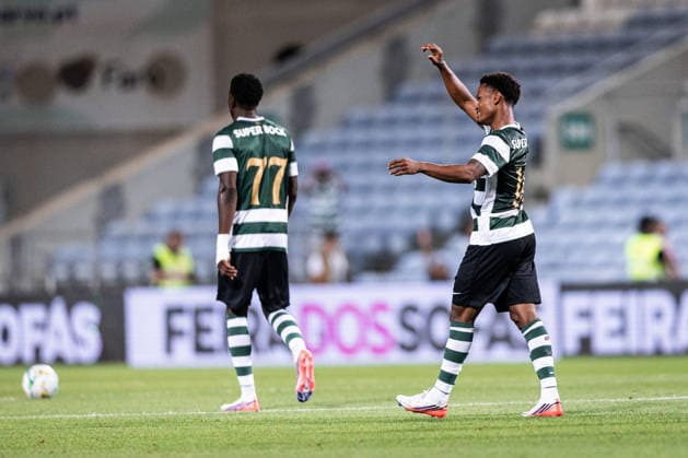 July 20, 2026, Faro, Faro, Portugal: Geny Catamo of Sporting Clube de Portugal celebrates scoring his sides sixth goal of the match during the Pre-Season Friendly match between Sporting CP and RC Strasbourg Alsace at Estadio do Algarve in Faro on July 20, 2026 Faro Portugal - ZUMAg283 20260720_zsp_g283_098 Copyright: xJoaoxGregoriox