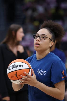 July 20, 2026, Seattle, Washington, USA: Minnesota Lynx guard OLIVIA MILES (5) warms-up prior to the WNBA, Basketball Damen, USA match between the Seattle Storm and Minnesota Lynx at Climate Pledge Arena in Seattle. Seattle USA - ZUMAd218 20260720_zsp_d218_007 Copyright: xRichardxDizonx