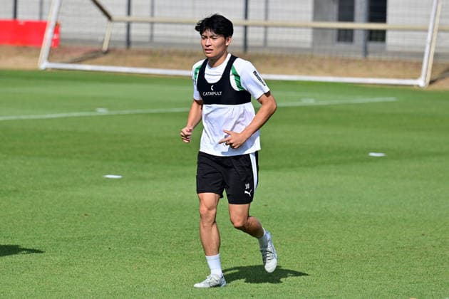 21.07.2026; Moenchengladbach; Fussball, Herren, Saison 2026 2027, Training Borussia Moenchengladbach Shuto Machino (Gladbach) DFL regulations prohibit any use of photographs as image sequences and or quasi-video. ista-Borussia-Park NRW Deutschland *** July 21, 2026, Mönchengladbach, Soccer, Men s, 2026–2027 Season, Borussia Mönchengladbach Training, Shuto Machino, Gladbach. DFL regulations prohibit any use of photographs as image sequences and or quasi-video content at Borussia Park, North Rhine-Westphalia, Germany