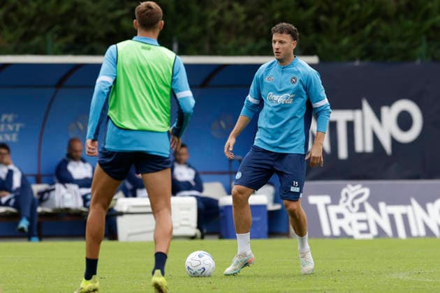 SSC Napoli preseason 2026-27 Napoli s Kosovar defender Amir Rrahmani during fifth day SSC Napoli s 2026-27 preseason training camp in val di sole in Trentino, Dimaro Folgarida July, 21 2026. _BPH6830 Copyright: xAntonioxBalascox