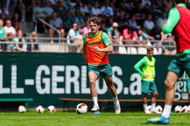 Jens Stage (SV Werder Bremen, 06) AUT, Training SV Werder Bremen, Fussball, 1. Bundesliga, Saison 2026 2027, 21.07.2026 AUT, Training SV Werder Bremen, Fussball, 1. Bundesliga, Saison 2026 2027, 21.07.2026 Zell am Ziller *** Jens Stage, SV Werder Bremen, August 6, Training, SV Werder Bremen, Soccer, Bundesliga 1, 2026–2027 Season, July 21, 2026, Austria, SV Werder Bremen training, soccer, Bundesliga 1, 2026–2027 season, July 21, 2026, Zell am Ziller Copyright: xEibner-Pressefoto MarcelxvonxFehrnx EP_MFN