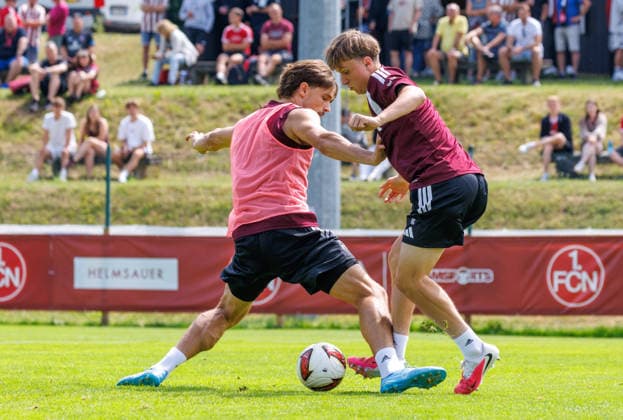 21.07.2026 - Fussball - 2. Fussball-Bundesliga - Saison 2026 2027 - 1. FC Nürnberg FCN Club - Trainingslager Sommer Sommertrainingslager Gais - Bruneck - Südtirol - Zink DaMa - xdaxmax - Fynn Otto (20, 1. FC Nürnberg FCN ) Marko Soldic (16, 1. FC Nürnberg FCN ) *** July 21, 2026 Soccer 2 Soccer Bundesliga 2026–2027 Season 1 FC Nuremberg (FCN) Club Summer Training Camp Summer Training Camp in Gais, Brunico, South Tyrol Zink DaMa xdaxmax Fynn Otto 20, 1 FC Nuremberg (FCN) Marko Soldic 16, 1 FC Nuremberg (FCN)